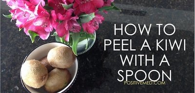 HOW TO PEEL A KIWI WITH SPOON!!